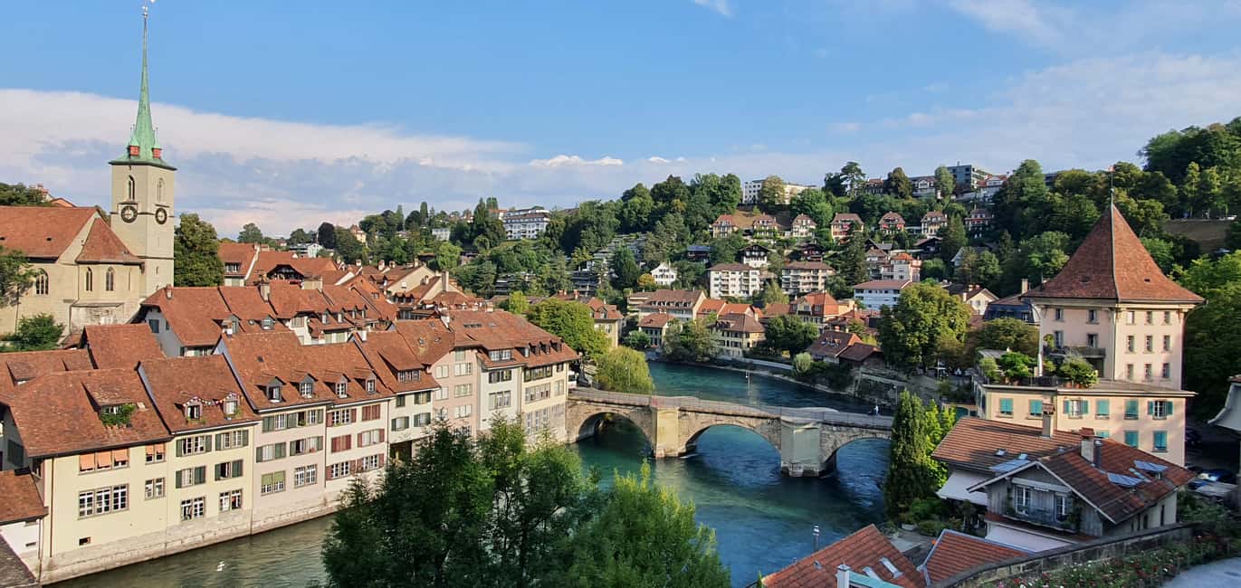 imagen n.º 8 de Desde Zúrich: Excursión de 7 días a Ginebra con entradas y alojamiento actividad en Interlaken, subida por el proveedor