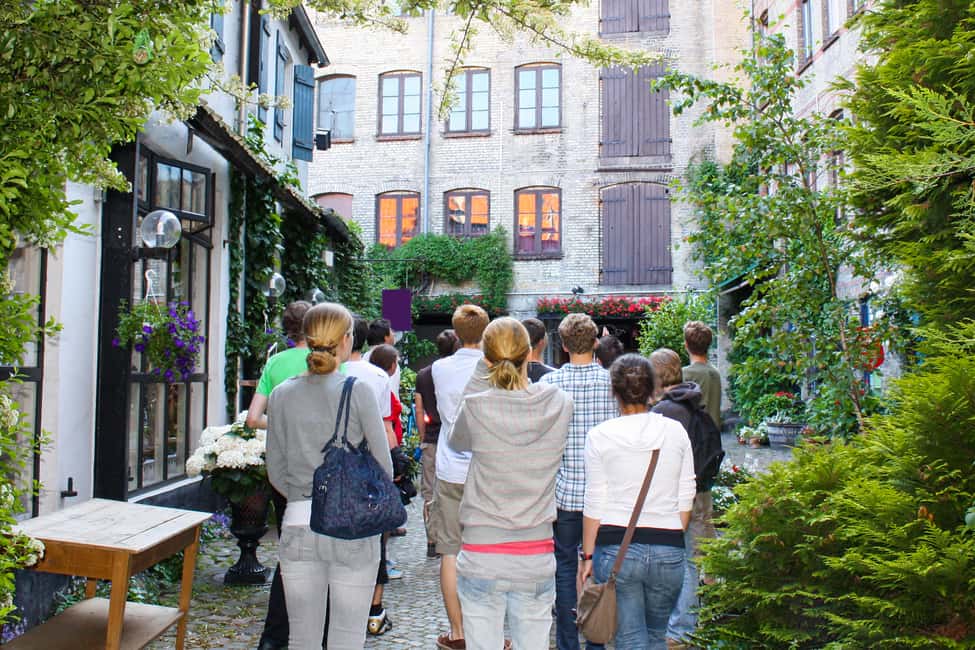 Bild Nr. 6 von Lübeck: Unterhaltsame Tour durch verborgene Höfe Aktivität in Lübeck, hochgeladen vom Anbieter