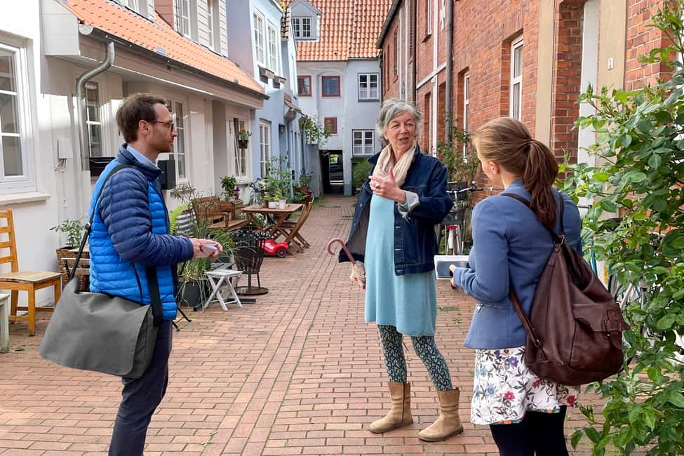 Bild Nr. 5 von Lübeck: Unterhaltsame Tour durch verborgene Höfe Aktivität in Lübeck, hochgeladen vom Anbieter