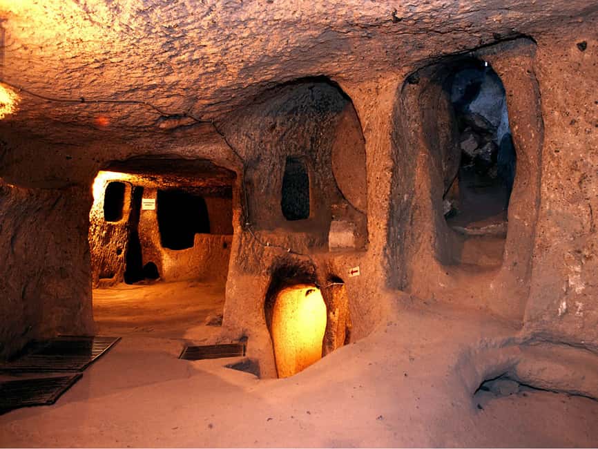imagem n.4 de De Antalya: excursão de dois dias à Capadócia, hotel caverna e passeio de balão atividade em Tekeli, carregada pelo fornecedor