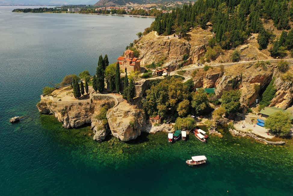 billede nr.3 af aktiviteten Ohrid: Panorama-bådtur i den gamle bydel og Titos residens i Ohrid, uploadet af udbyder