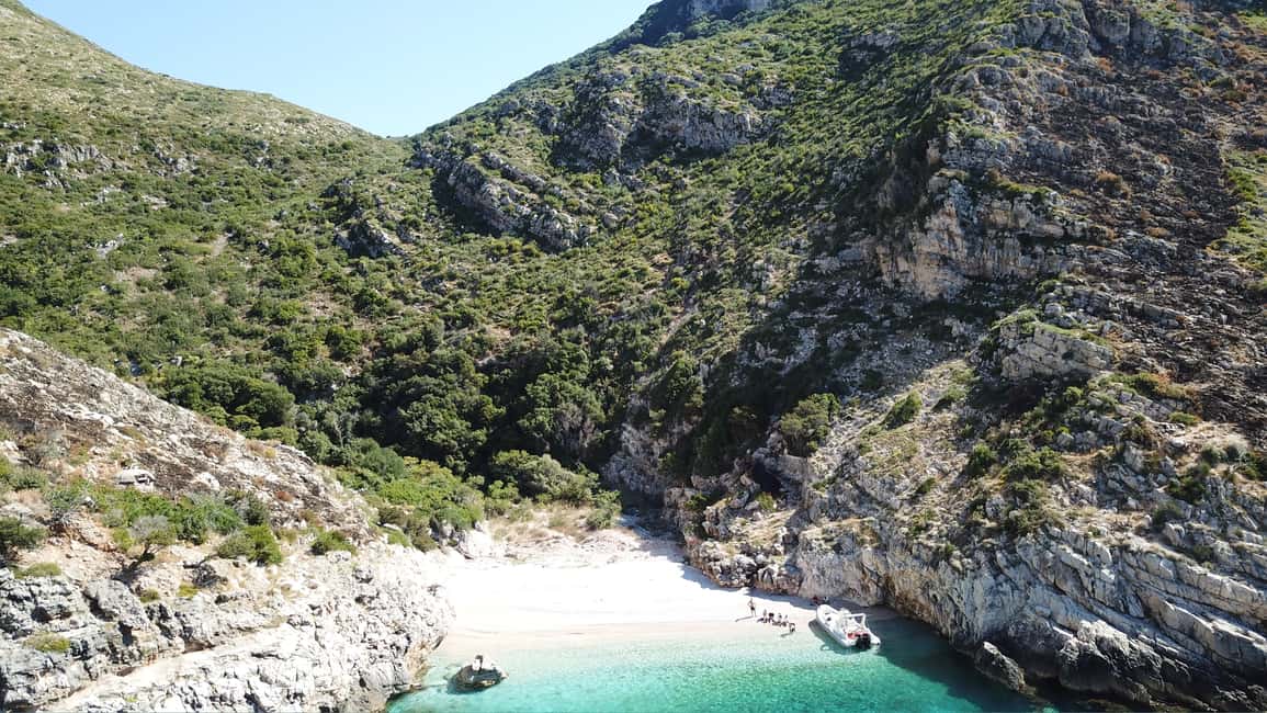 image n.11 of Vlore: Haxhi Ali Cave and Dafina Cave Speedboat Tour activity in Vlorë County, uploaded by supplier