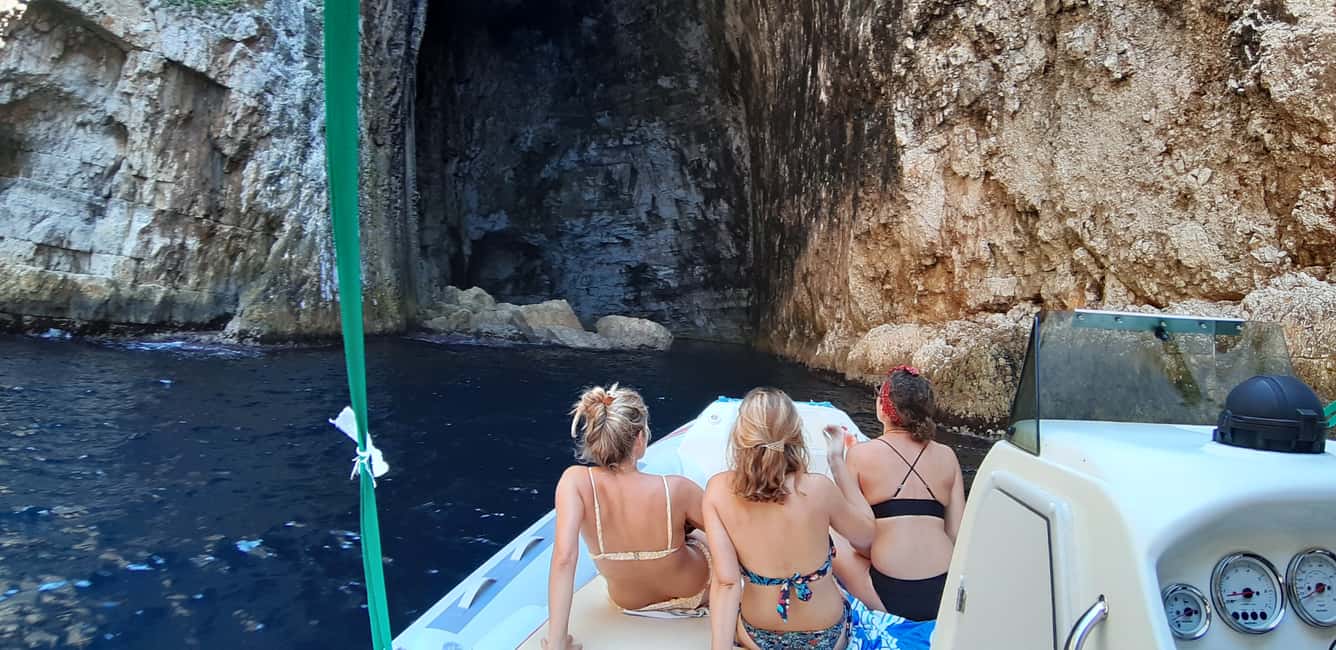 image n.33 of Vlorë: Speedboat Trip to Grama Bay w/ Snorkeling & Swimming activity in Vlorë County, uploaded by supplier