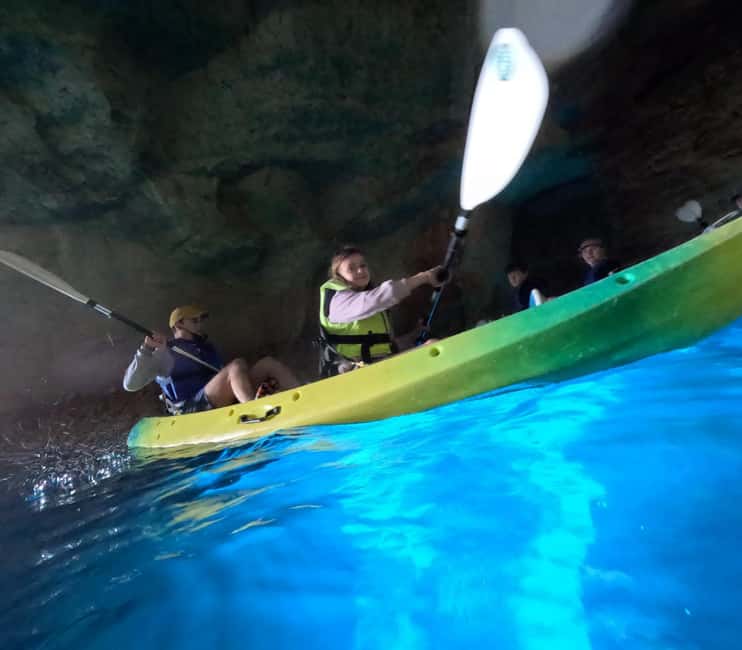 bild nr.13 av MENORCA: Grottväg med kajak + fotosession. aktivitet i Balearerna, uppladdad av arrangören