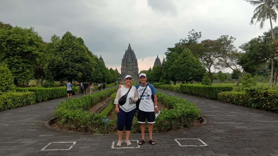 image n.2 of Yogyakarta: Borobudur & Prambanan guarantee climb up Temples activity in Yogyakarta, uploaded by supplier