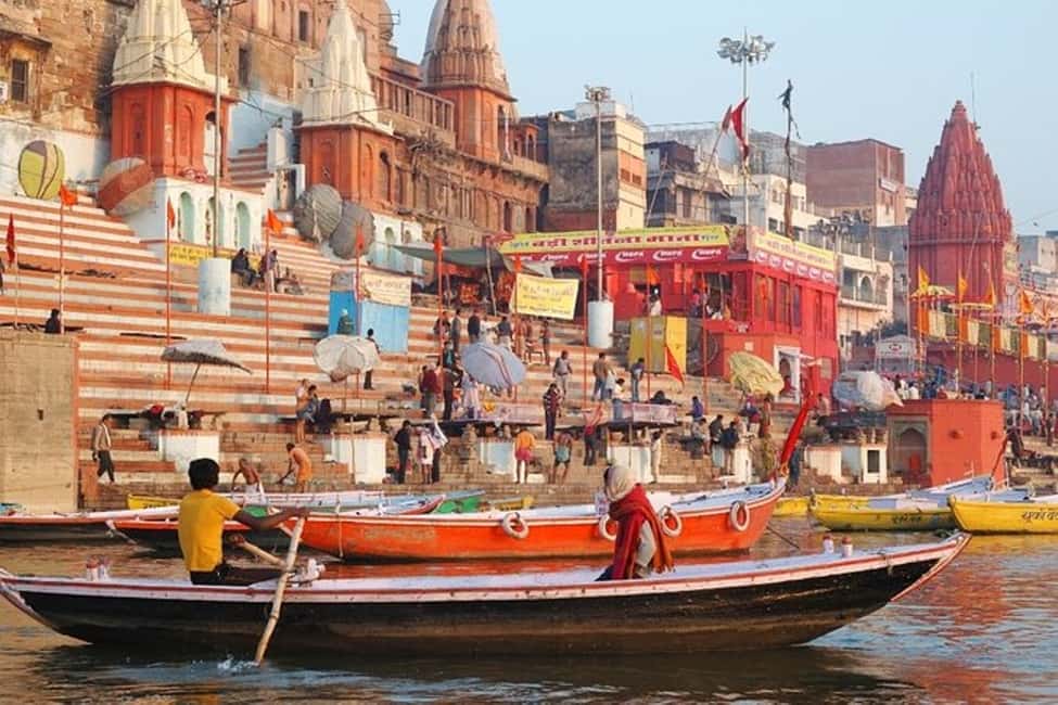 imagem n.11 de Varanasi : Excursão de 1 dia aos destaques da cidade e cruzeiro guiado pelo Ganges atividade em Varanasi, carregada pelo fornecedor