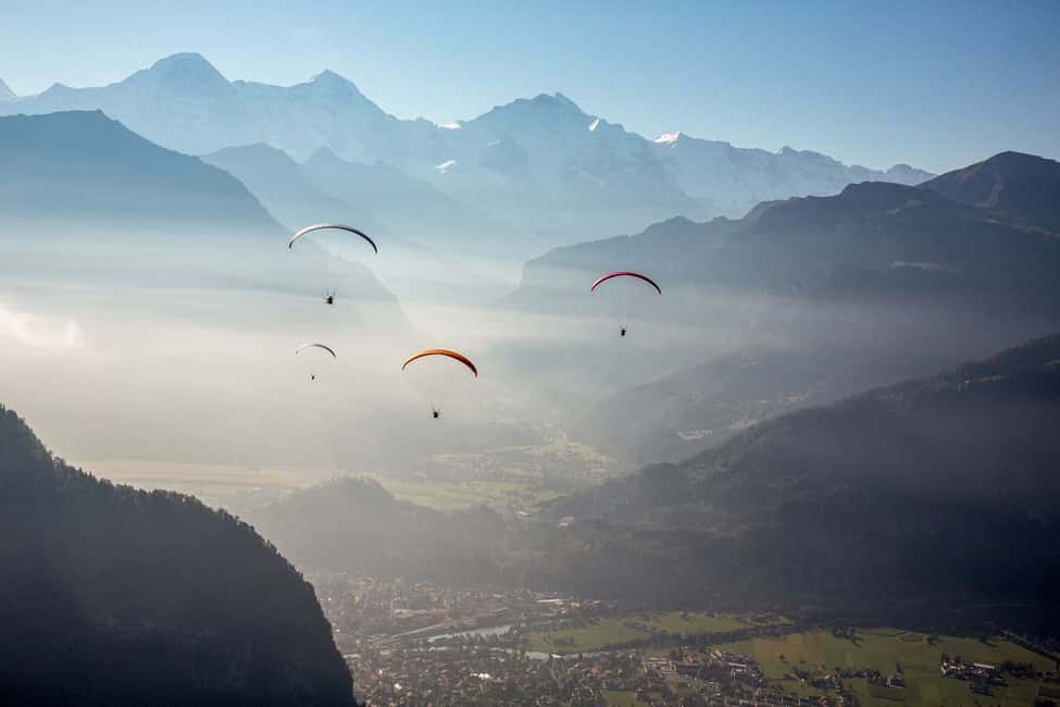 Immagine nº 7 di Interlaken: Volo in parapendio tandem con pilota attività a Interlaken, caricata dal fornitore