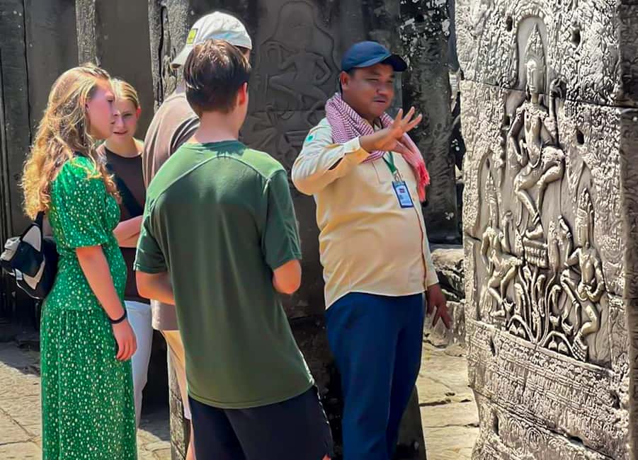 imagen n.º 4 de Siem Reap: Tour de día completo por Angkor Wat con guía y puesta de sol actividad en Siem Reap, subida por el proveedor