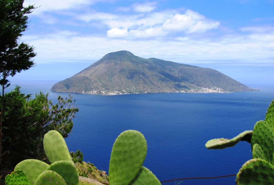 image n.5 of From Cefalù: Lipari and Vulcano Tour with Boat Trip activity in Lipari, uploaded by supplier