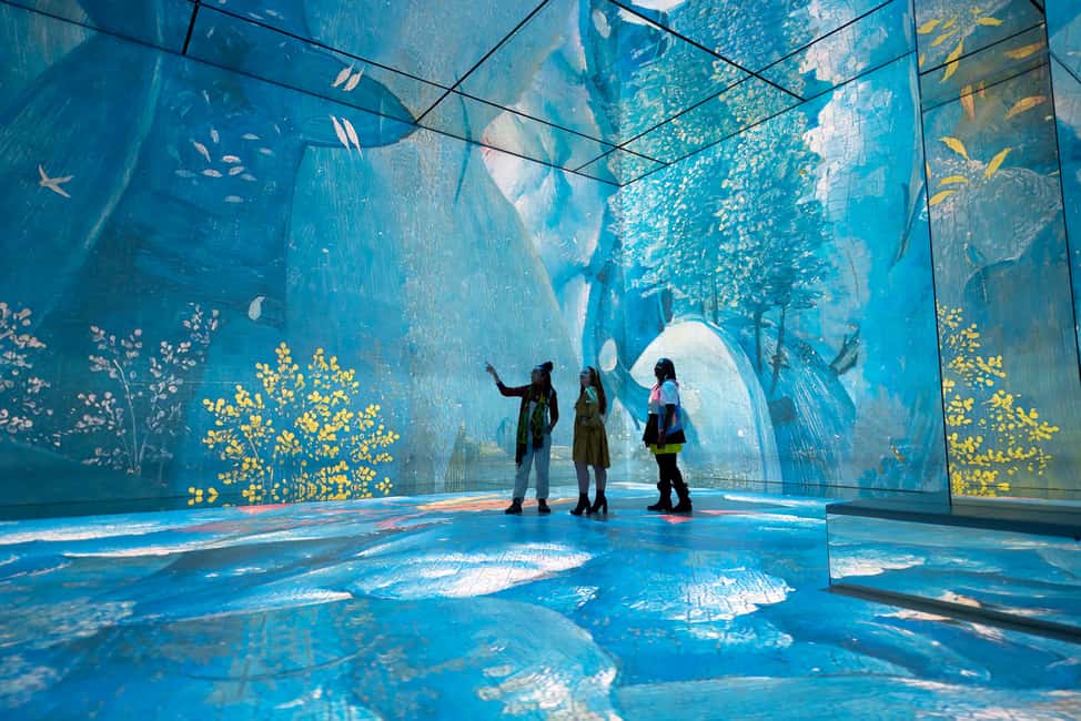 ロンドン：フレームレス イマーシブ アート エクスペリエンスへの入場