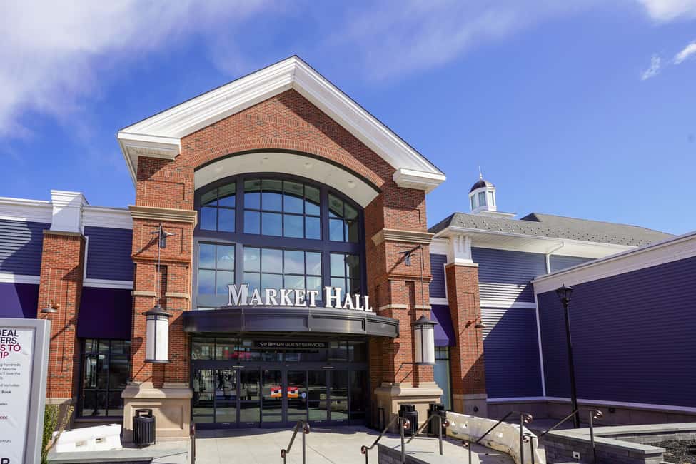 image n.12 of From NYC: Woodbury Common Premium Outlets Shopping Tour activity in Central Valley, NY, uploaded by supplier