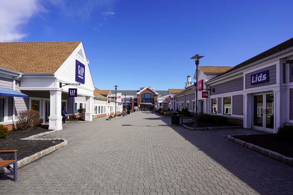 image n.15 of From NYC: Woodbury Common Premium Outlets Shopping Tour activity in Central Valley, NY, uploaded by supplier