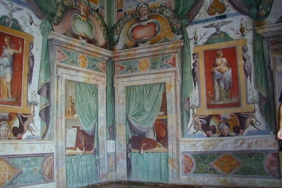 Immagine nº 6 di Da Roma: tour guidato di un giorno ai Giardini di Tivoli e alla Villa Adriana attività a Tivoli, Lazio, caricata dal fornitore