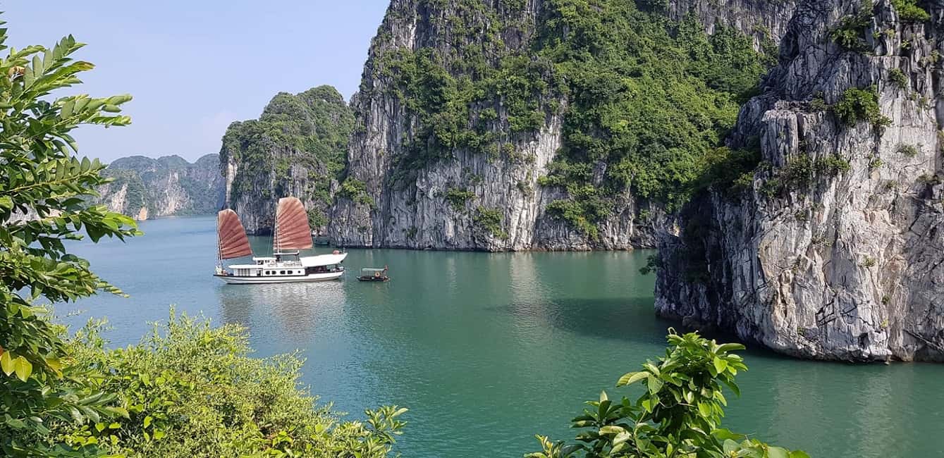 image n.23 of Hanoi: Full-Day Halong Bay Cruise with Swimming & Kayak Tour activity in Dong Bac, uploaded by supplier