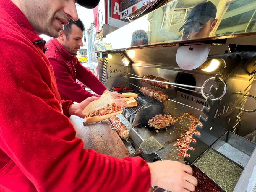 imagen n.º 26 de Estambul: Visita gastronómica guiada con viaje en ferry y degustaciones actividad en Estambul, subida por el proveedor