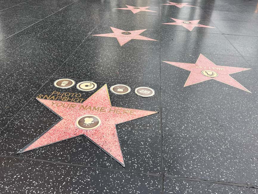 Bild Nr. 1 von Hollywood: Mach dein eigenes Star Walk of Fame Fotoerlebnis Aktivität in Los Angeles, hochgeladen vom Anbieter