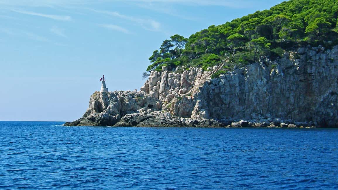Immagine nº 9 di Dubrovnik: gita in barca di 3 ore con bevande incluse (FR, ES, EN) attività a Dalmazia, caricata dal fornitore