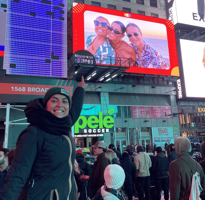 Immagine nº 6 di NYC: Vedi te stesso su un cartellone di Times Square per 24 ore attività a New York, caricata dal fornitore