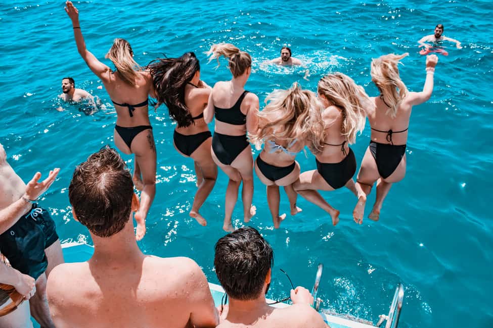 bild nr.4 av Mallorca: Båtparty med DJ, buffé och underhållning aktivitet i Palma de Mallorca, uppladdad av arrangören