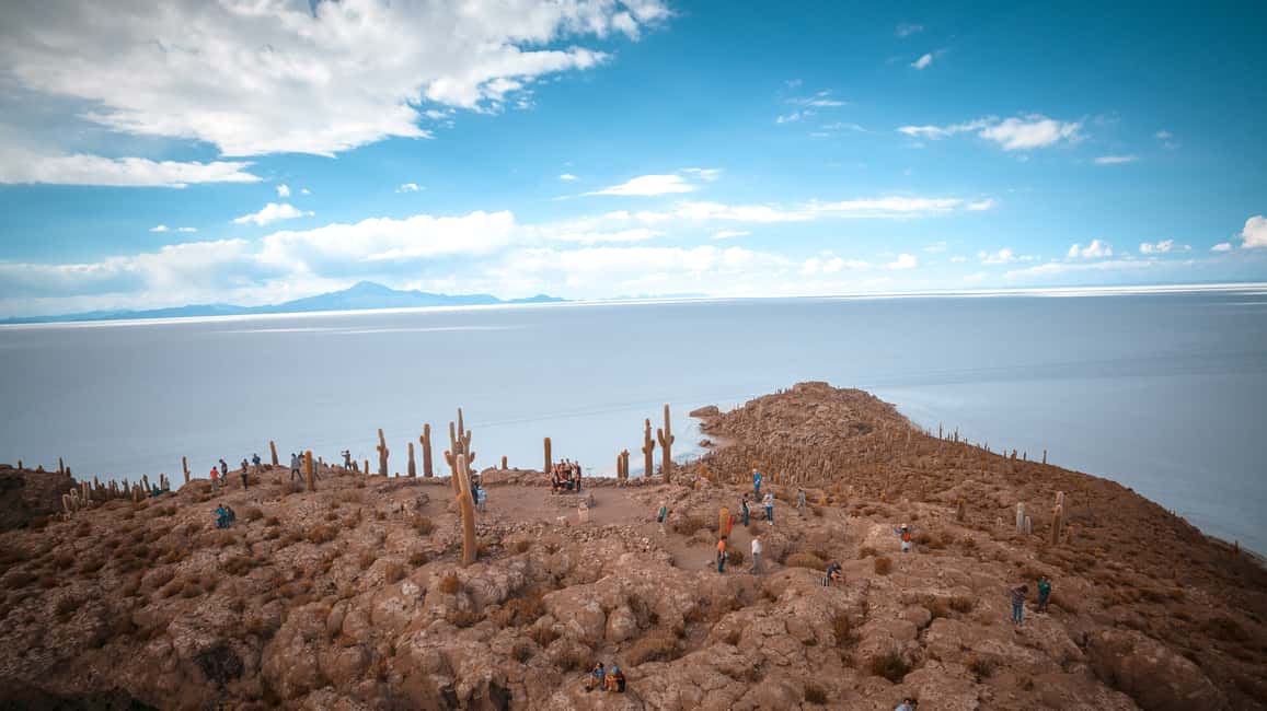imagem n.27 de Uyuni: tour guiado de 3 dias pelo deserto de sal e pelo parque nacional de Avaroa atividade em Uyuni, carregada pelo fornecedor