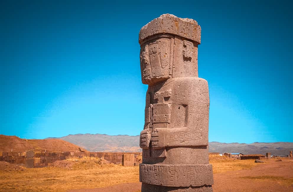 imagem n.3 de La Paz: Excursão compartilhada a Tiwanaku com almoço + guia de turismo atividade em La Paz, carregada pelo fornecedor
