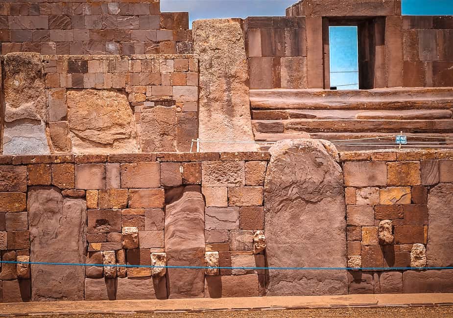 imagem n.20 de La Paz: Excursão compartilhada a Tiwanaku com almoço + guia de turismo atividade em La Paz, carregada pelo fornecedor