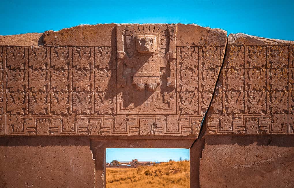 imagem n.21 de La Paz: Excursão compartilhada a Tiwanaku com almoço + guia de turismo atividade em La Paz, carregada pelo fornecedor