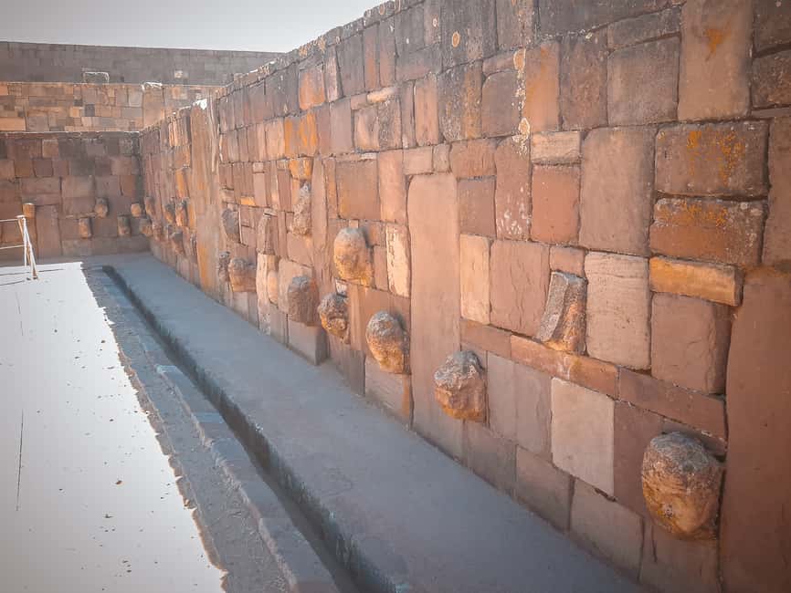 imagem n.25 de La Paz: Excursão compartilhada a Tiwanaku com almoço + guia de turismo atividade em La Paz, carregada pelo fornecedor