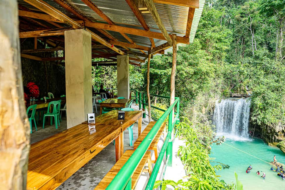 imagem n.10 de Cebu: Snorkeling com tubarões-baleia e excursão de canyoning a Kawasan atividade em Badian, carregada pelo fornecedor