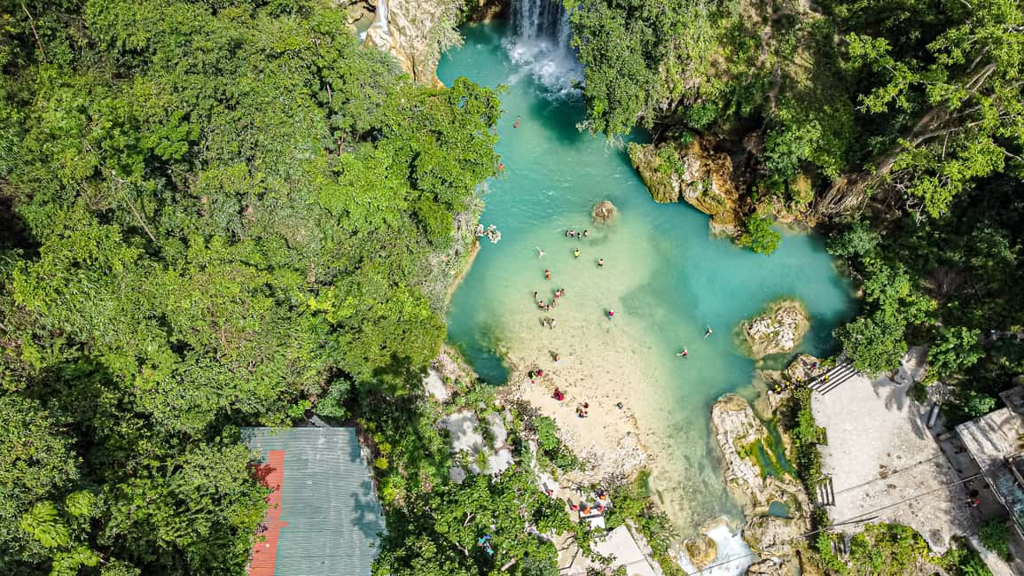 imagem n.15 de Cebu: Snorkeling com tubarões-baleia e excursão de canyoning a Kawasan atividade em Badian, carregada pelo fornecedor