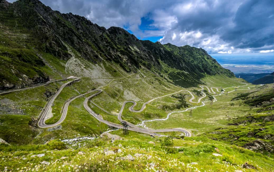 Bild Nr. 2 von Bukarest: Transfagarasan-Straße & Balea-See – private Tour Aktivität in Kreis Sibiu, hochgeladen vom Anbieter