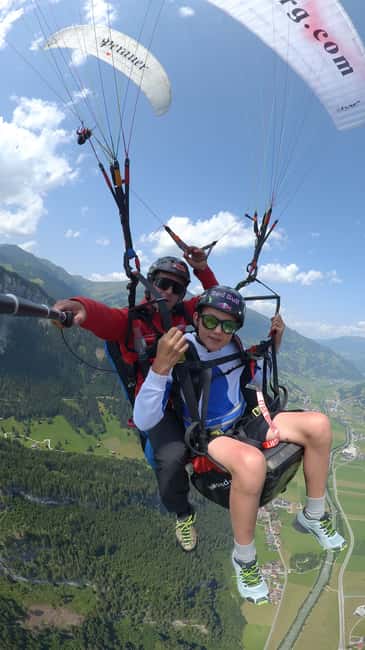 Bild Nr. 6 von Mayrhofen: Höhenflug über den Bergen von Mayrhofen Aktivität in Mayrhofen, hochgeladen vom Anbieter