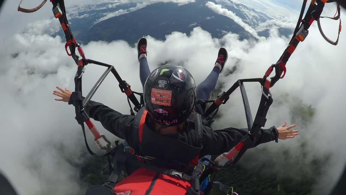Bild Nr. 7 von Mayrhofen: Höhenflug über den Bergen von Mayrhofen Aktivität in Mayrhofen, hochgeladen vom Anbieter