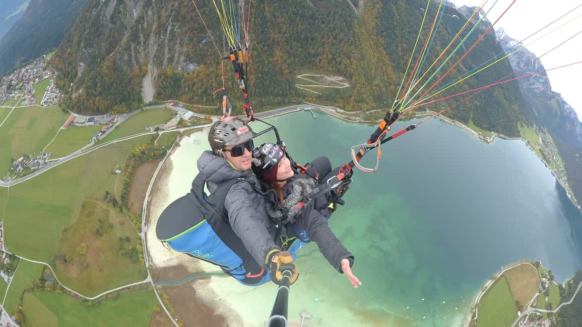 Bild Nr. 8 von Mayrhofen: Höhenflug über den Bergen von Mayrhofen Aktivität in Mayrhofen, hochgeladen vom Anbieter