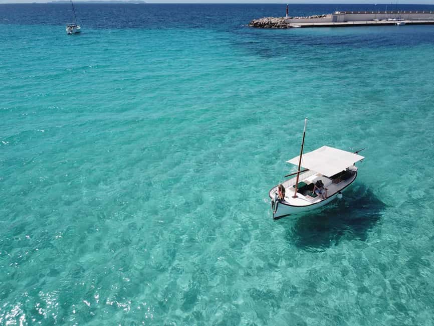 bild nr.7 av Mallorca: Privat båttur till södra stränderna i Llaut aktivitet i Ses Covetes, uppladdad av arrangören