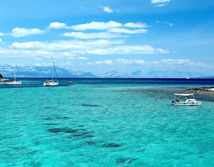 billede nr.1 af aktiviteten Fra Split: øer og blå lagune Cruise med frokost og drikkevarer i Dalmatien, uploadet af udbyder