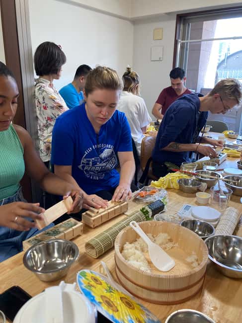 image n.7 of Osaka: Sushi Class in Dotonbori activity in Osaka, uploaded by supplier