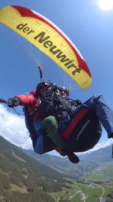 image n.2 of Mayrhofen: Paragliding Adventure With Soaring Views activity in Mayrhofen, uploaded by supplier