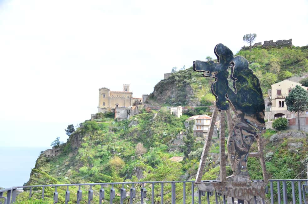 image n.2 of GODFATHER TOUR film's locations departure from Taormina area activity in Savoca, uploaded by supplier
