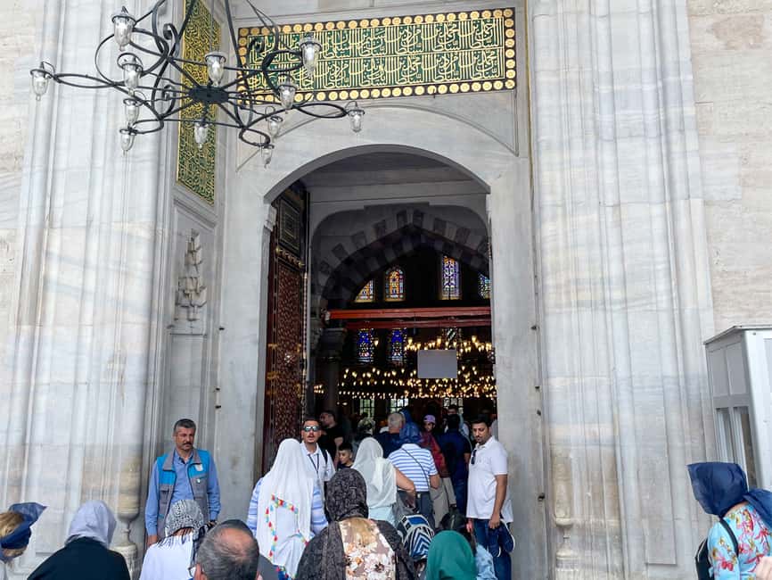 Immagine nº 22 di Istanbul: tour della Moschea Blu, della Basilica Cisterna e della Basilica di Santa Sofia attività a Istanbul, caricata dal fornitore