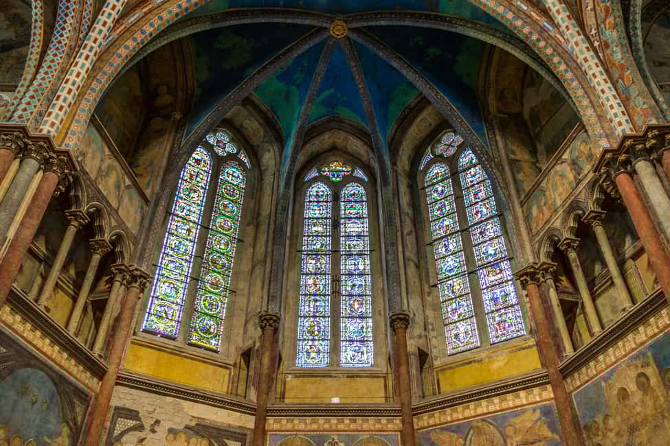 imagem n.5 de Assis: Visita guiada à Basílica de São Francisco atividade em Assis, Itália, carregada pelo fornecedor