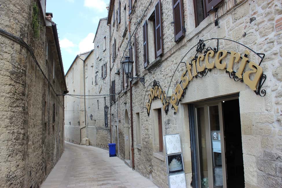 Bild Nr. 9 von San Marino - Private Historic Rundgang Tour Aktivität in San Marino, hochgeladen vom Anbieter