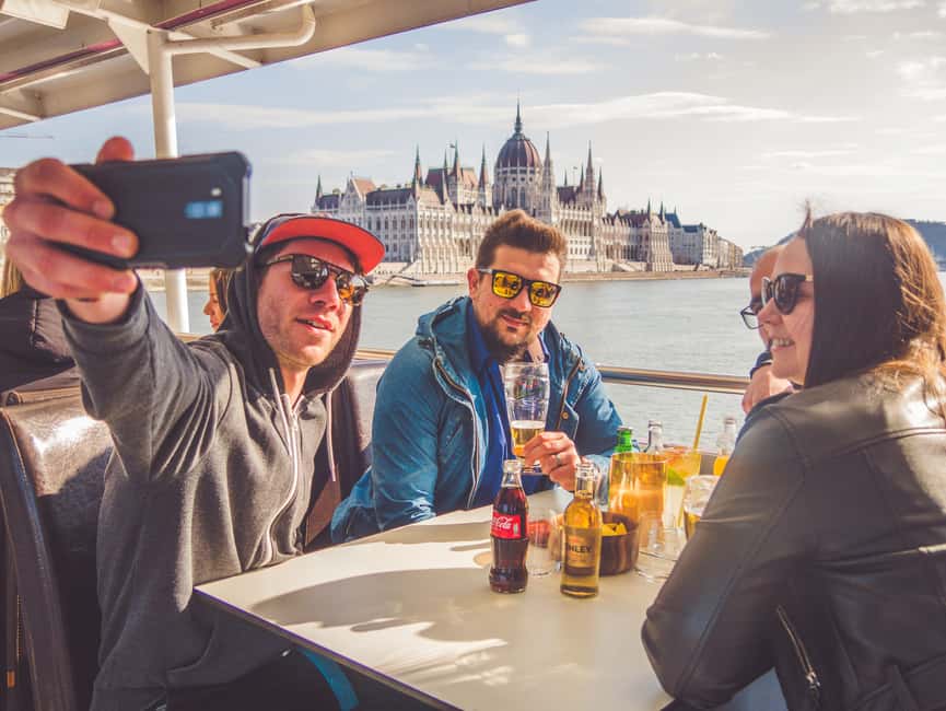 imagen n.º 1 de Budapest: Crucero panorámico con vistas al Parlamento actividad en Budapest, subida por el proveedor