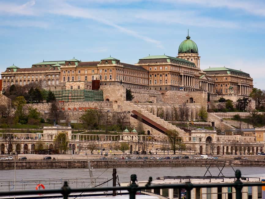 imagen n.º 7 de Budapest: Crucero panorámico con vistas al Parlamento actividad en Budapest, subida por el proveedor