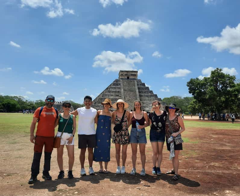 imagem n.4 de Chichen Itza: Excursão a pé guiada atividade em Península de yucatán, carregada pelo fornecedor
