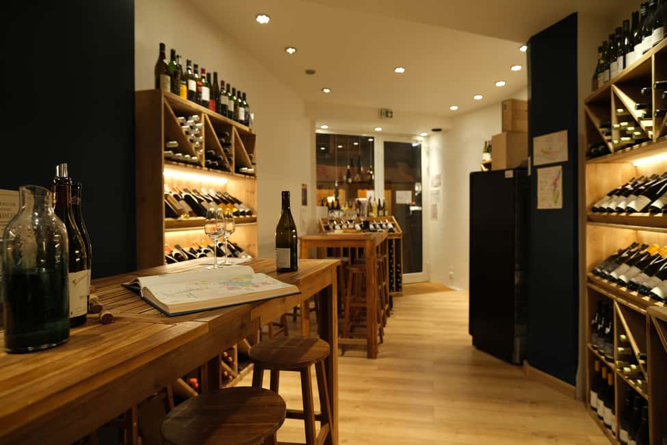 image n.4 of Paris : French wine tasting in Montmartre activity in Paris, uploaded by supplier