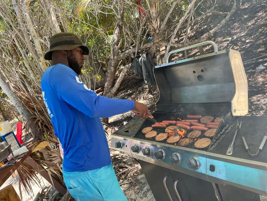 Image N°22 de Nassau : Plongée en apnée dans les récifs, tortues, déjeuner et club de plage privé activité à Bahamas, publiée par le prestataire