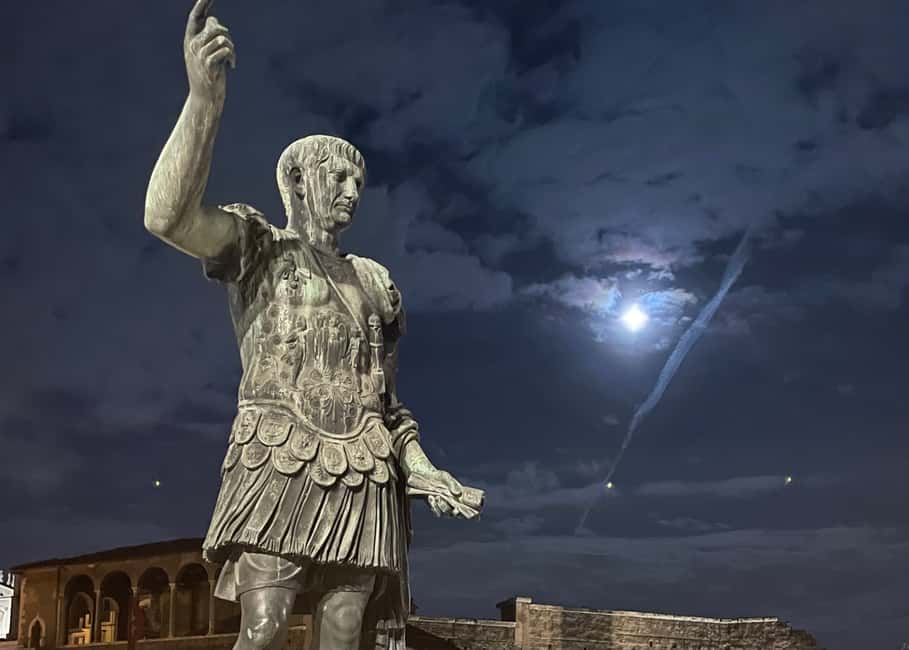 Image N°5 de Rome : Visite guidée nocturne à l'extérieur du Colisée avec un guide local activité à Rome, publiée par le prestataire