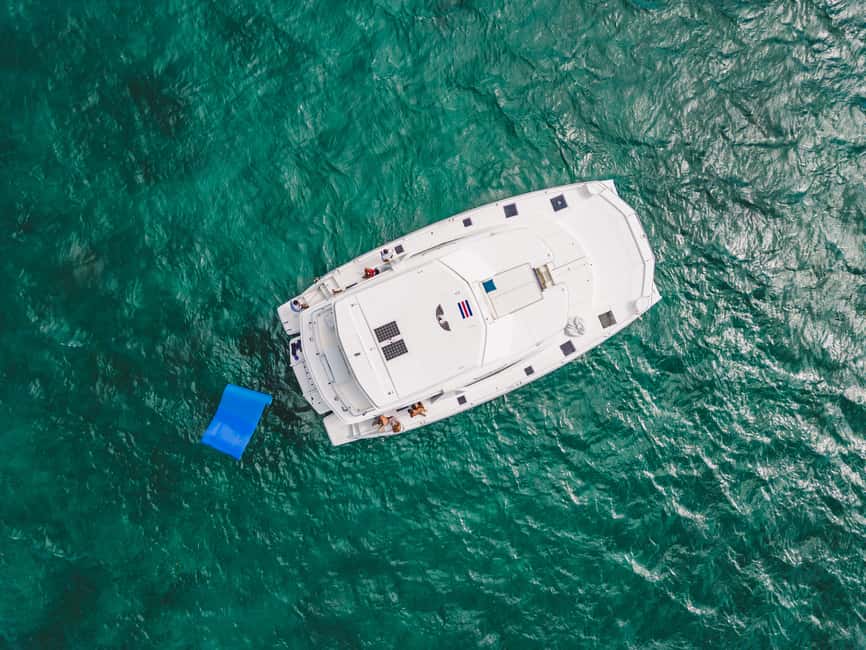 Image N°2 de Meilleure excursion en bateau au coucher du soleil dans la région de Flamingo/Tamarindo activité à Tamarindo, publiée par le prestataire