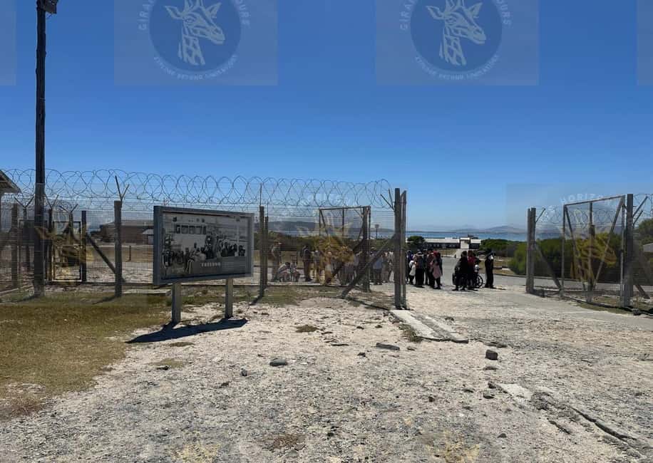 imagem n.10 de Cidade do Cabo: Ferry para Robben Island com ingresso para a prisão e passeio atividade em Cidade do Cabo, carregada pelo fornecedor